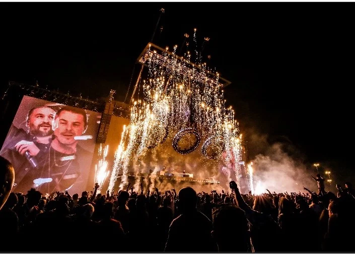 Unilumin P4.81 outdoor LED screen, 400 sqm available